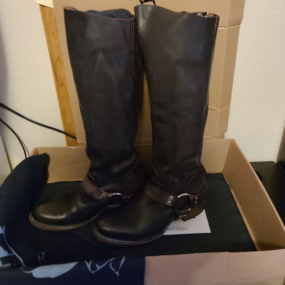 Freebird Sterling Black Boot Size 9